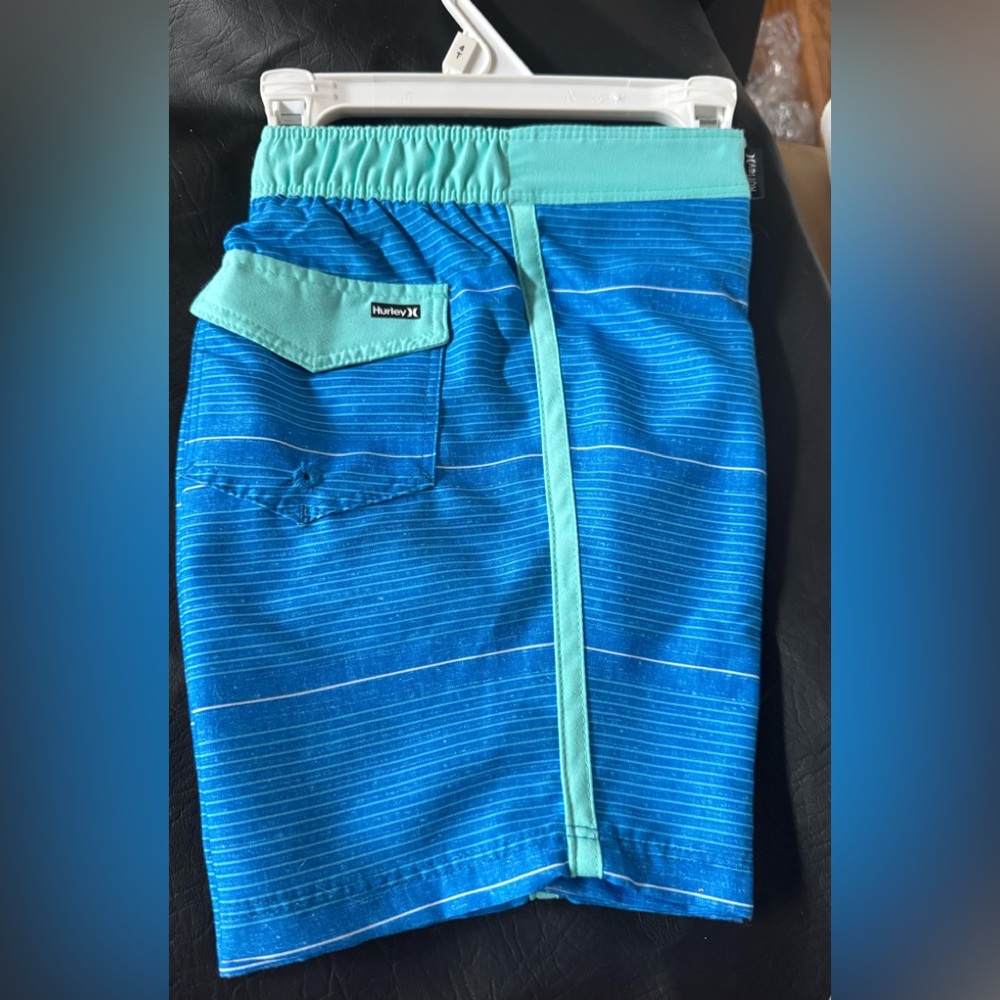 Hurley Shoreline Boys Board Shorts Trunks - Picture 3 of 7